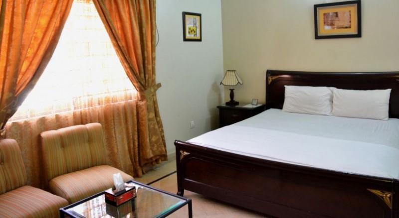 Luxury Inn Карачі Екстер'єр фото